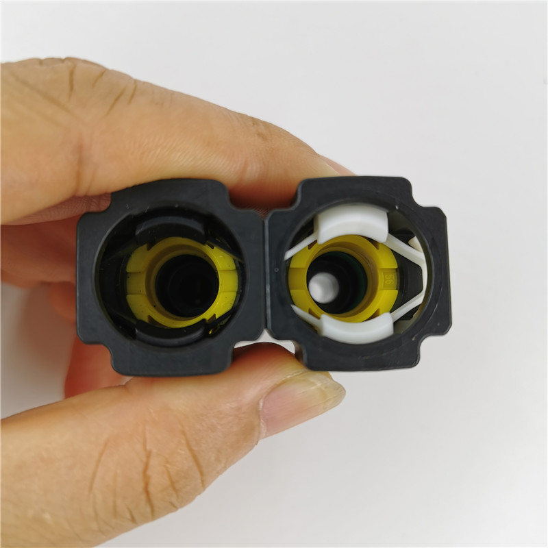 9.89mm ID6 90 degree SAE 5/16  - Plastic Pipe Clip recension och pris