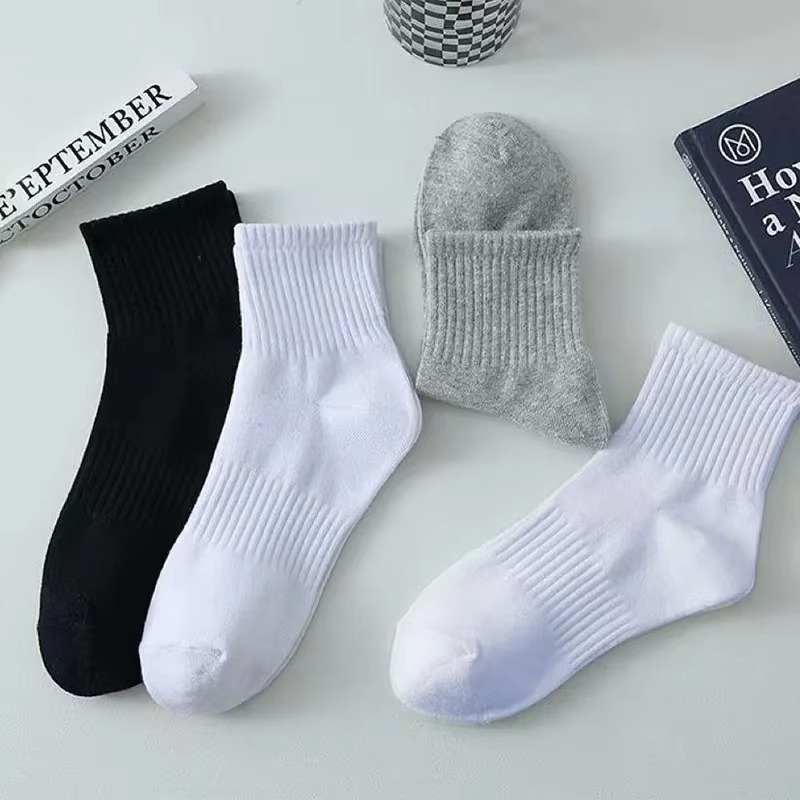5 Pairs of Men's White Short T - Pipe Bending Spring recension och pris